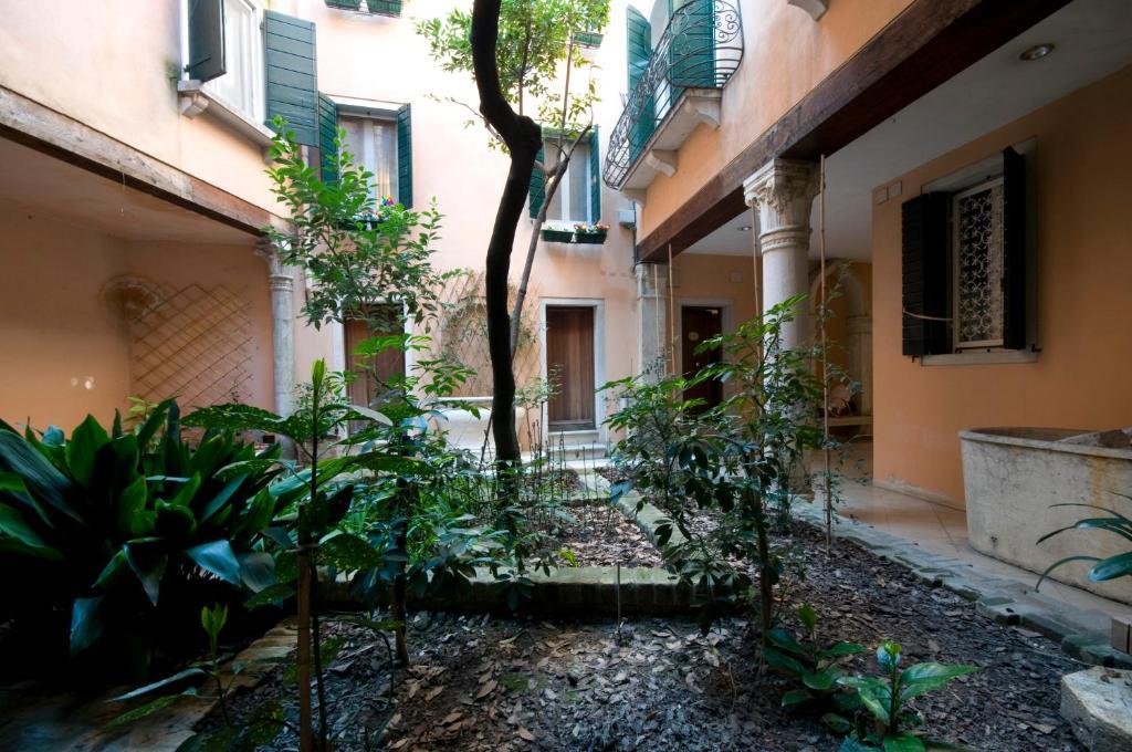 Отель Casa Dolce Венеция Экстерьер фото