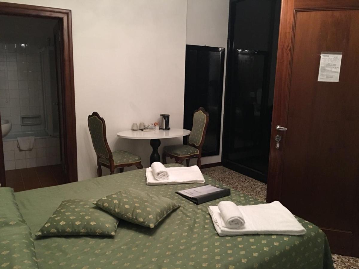 Отель Casa Dolce Венеция Номер фото